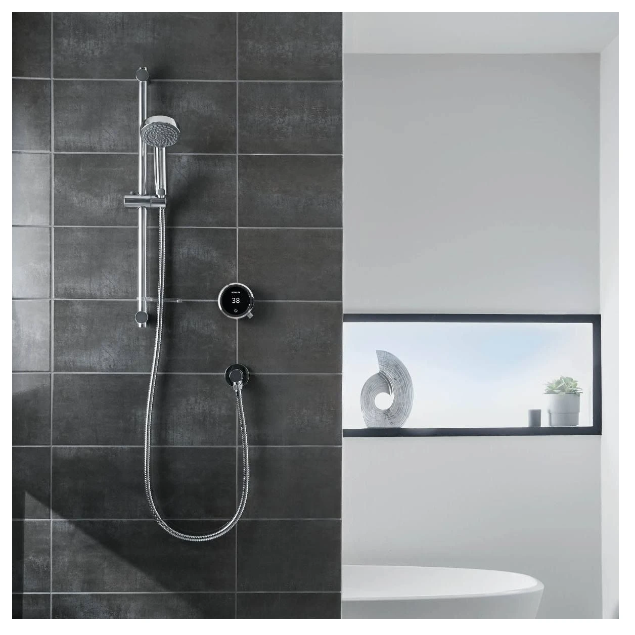 Aqualisa Quartz Touch Smart Shower With Adjustable Head (Gravity Pumped) 5 Aqualisa Quartz Touch Smart Shower With Adjustable Head (Gravity Pumped) - Image 3