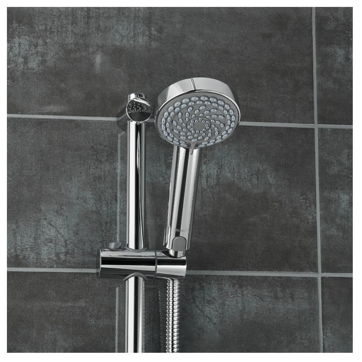Aqualisa Quartz Touch Smart Shower With Adjustable Head (Gravity Pumped) 7 Aqualisa Quartz Touch Smart Shower With Adjustable Head (Gravity Pumped) - Image 5